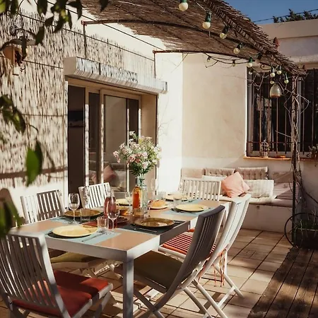 Charmante Maison A - Au Calme Avec Piscine *
