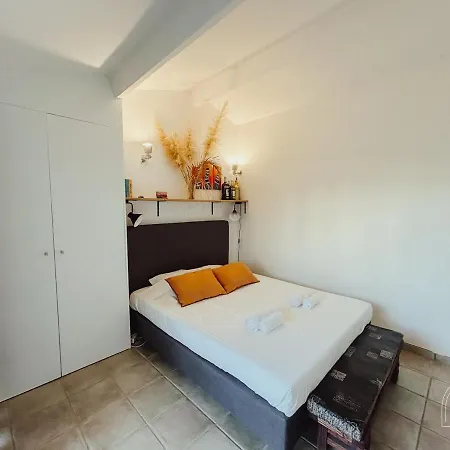 Charmante Maison A - Au Calme Avec Piscine Ferienhaus Sanary-sur-Mer