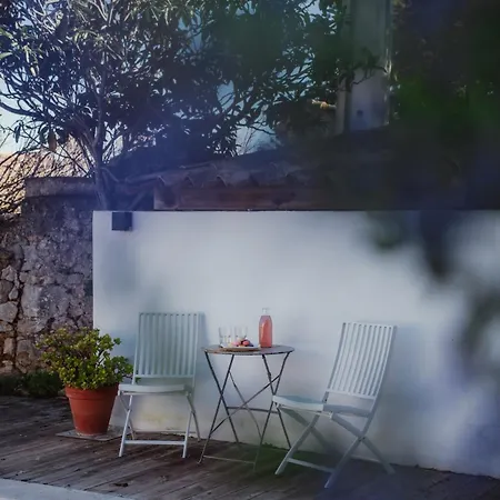 Charmante Maison A - Au Calme Avec Piscine Ferienhaus Sanary-sur-Mer