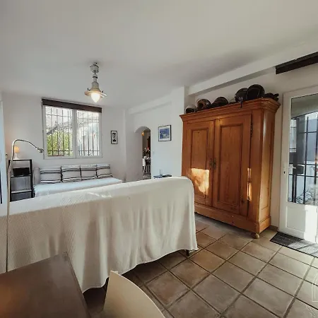 Charmante Maison A - Au Calme Avec Piscine *