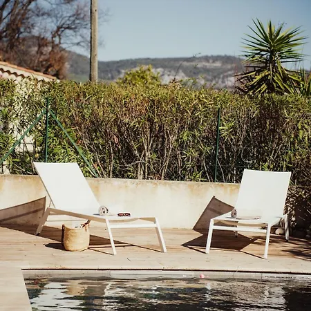 Ferienhaus Charmante Maison A - Au Calme Avec Piscine Sanary-sur-Mer