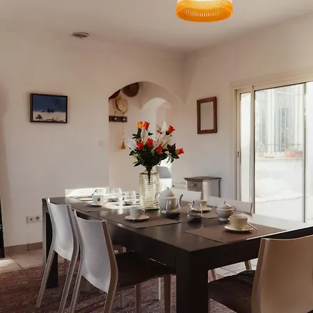 Ferienhaus Charmante Maison A - Au Calme Avec Piscine
