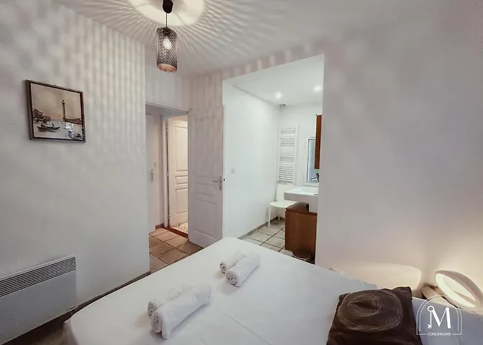 Charmante Maison A - Au Calme Avec Piscine Nyaraló Sanary-sur-Mer