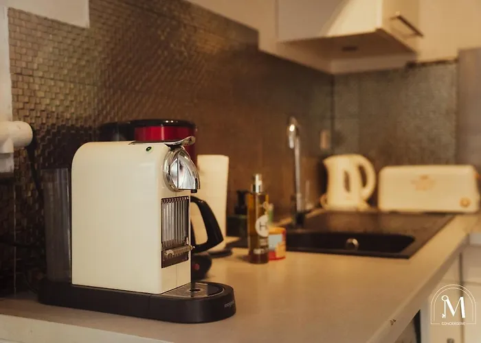 Charmante Maison A - Au Calme Avec Piscine * Sanary-sur-Mer