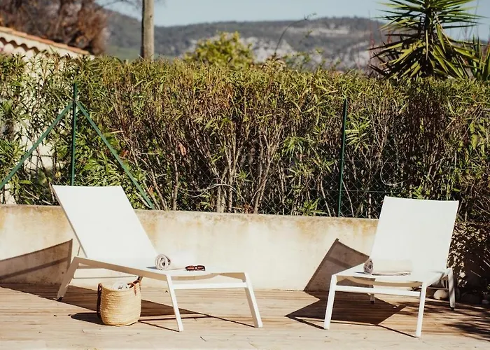 Nyaraló Charmante Maison A - Au Calme Avec Piscine Sanary-sur-Mer