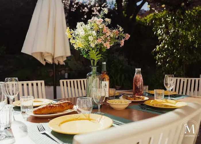 Charmante Maison A - Au Calme Avec Piscine Sanary-sur-Mer