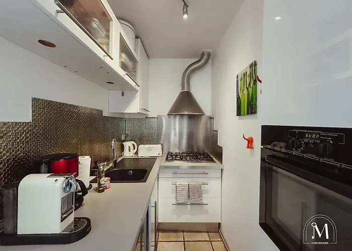 Charmante Maison A - Au Calme Avec Piscine *