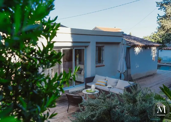 Nyaraló Charmante Maison A - Au Calme Avec Piscine